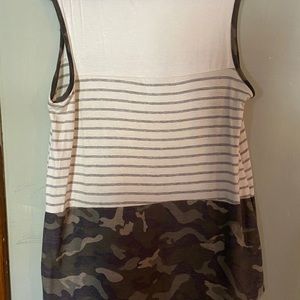 Camo color block American flag pocket tank top